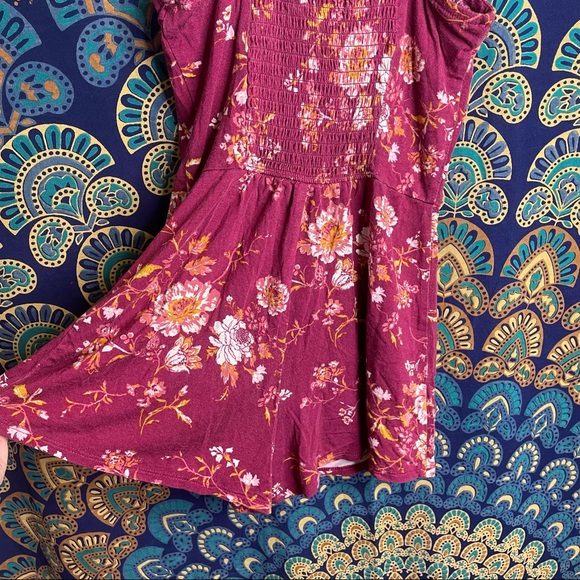 🦋5/20$🦋 Art Class floral romper - Picture 7 of 10